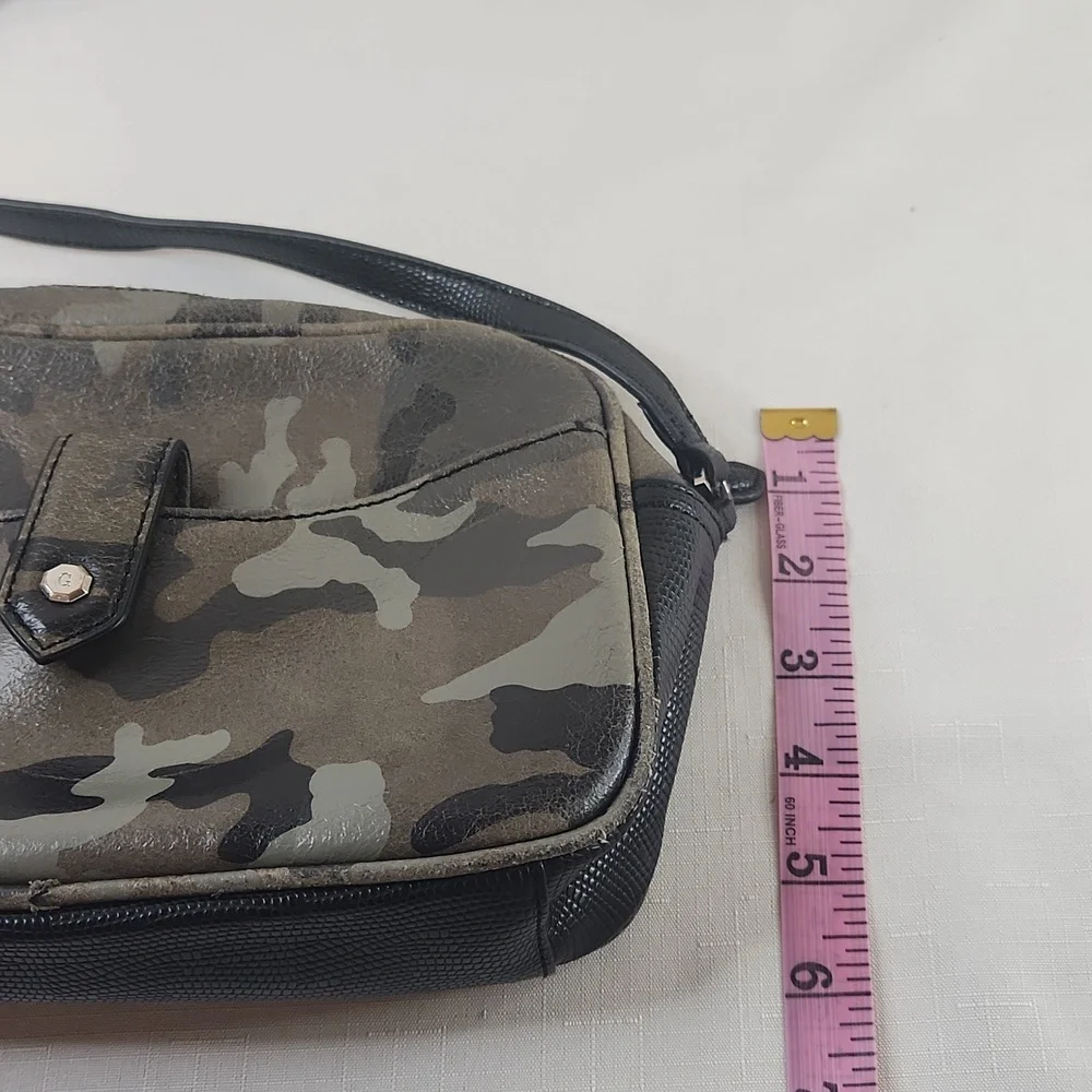 G.I.L.I Camo Leather Crossbody Bag. Size 9x6